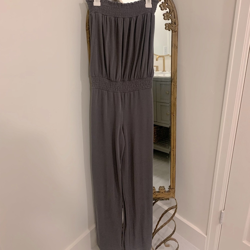 Strapless pants romper